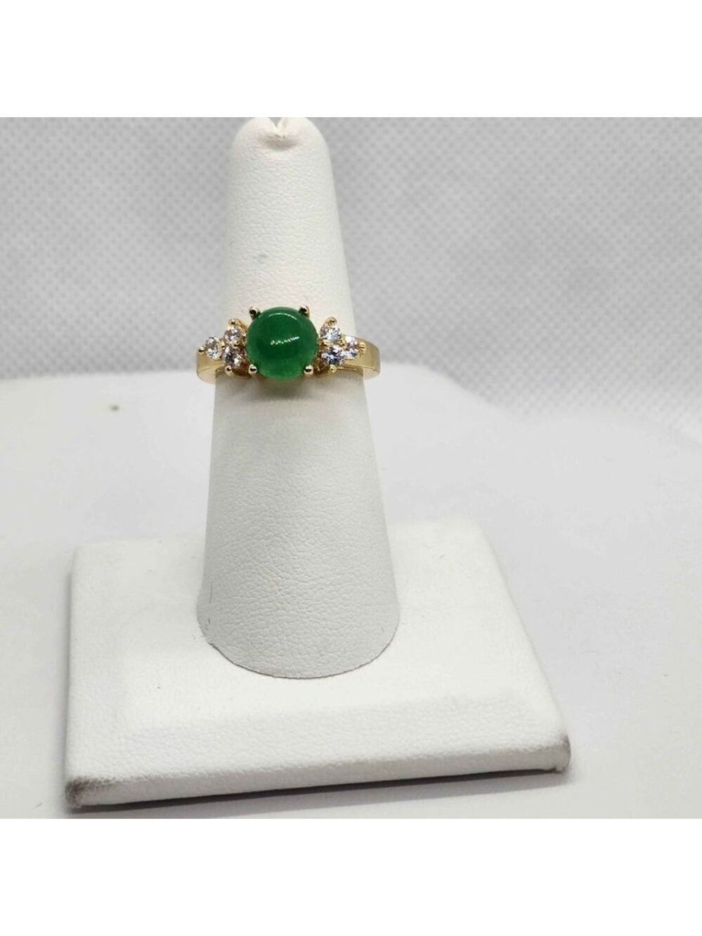 Brand NEW Round JADE Ring - Picture 4 of 4